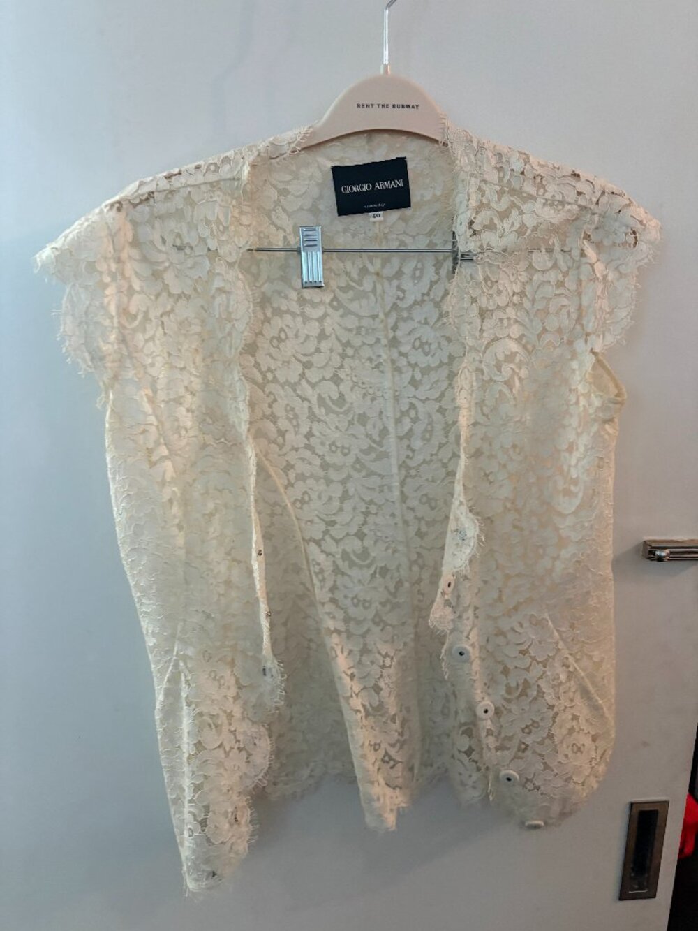 Giorgio Armani Ivory Lace Cap Sleeve Blouse Sz 40 (IT)